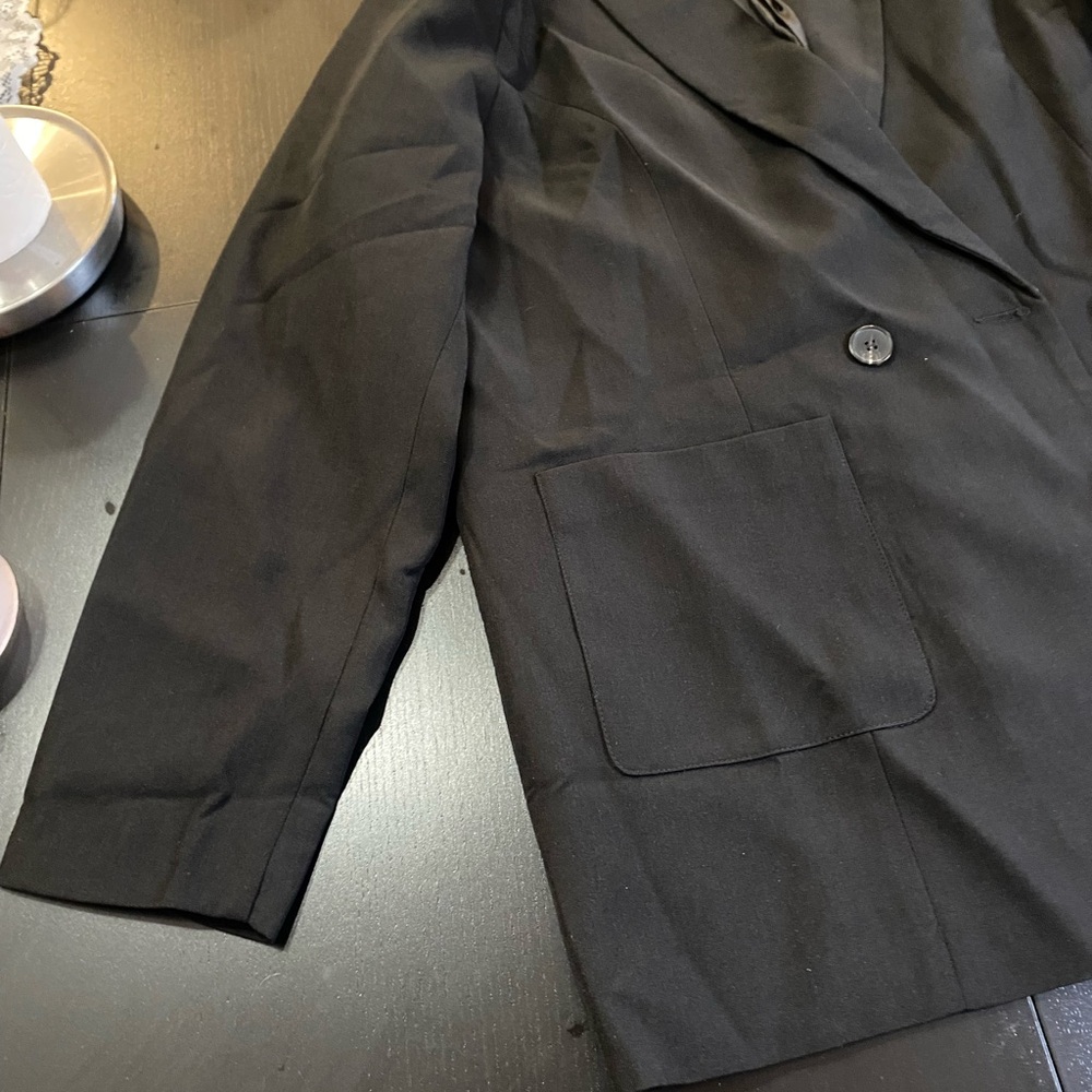 Black Blazer - image 5